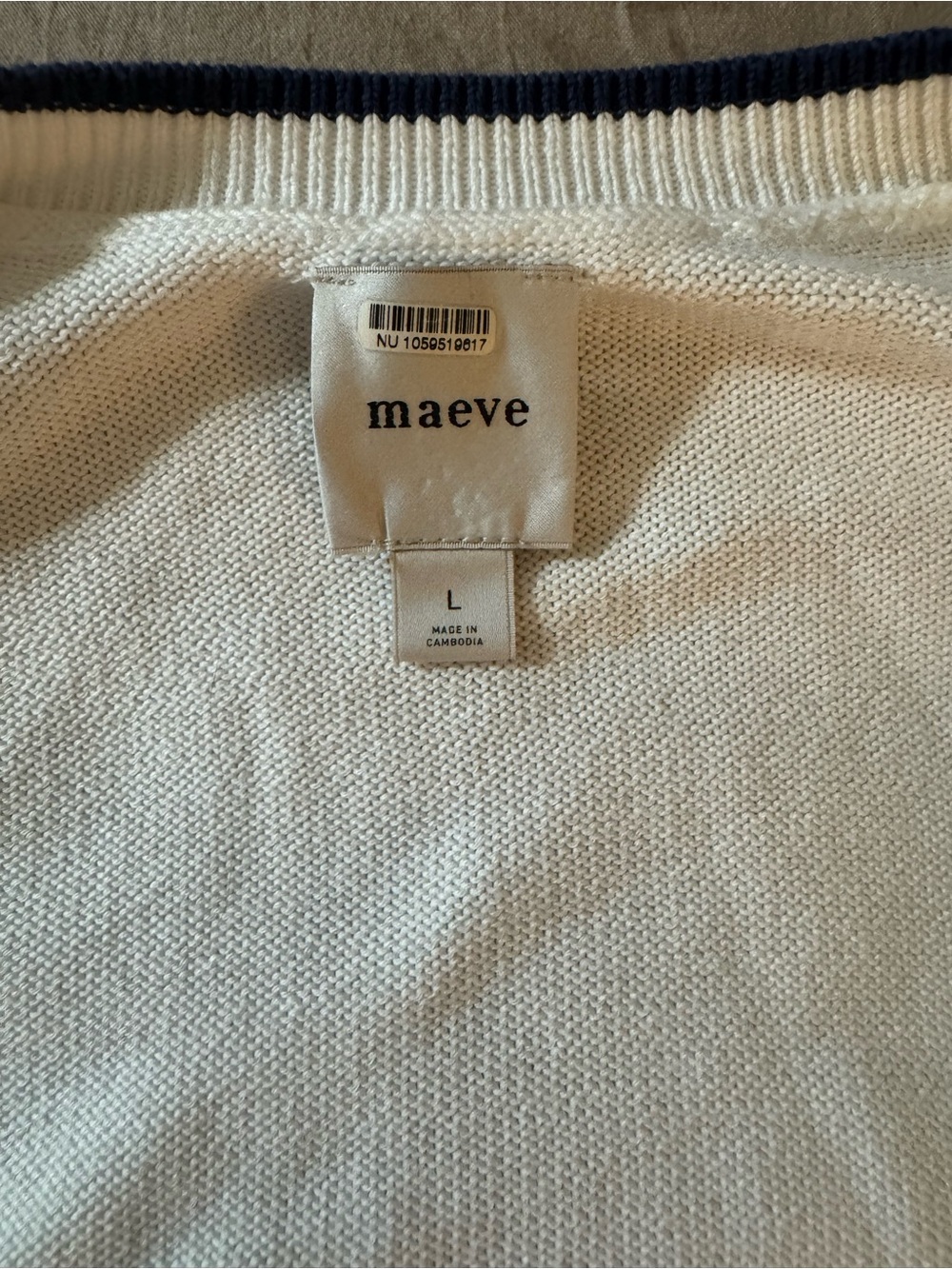 Maeve White Cropped Cardigan with Navy and Red Trim Size Large - Picture 11 of 16
